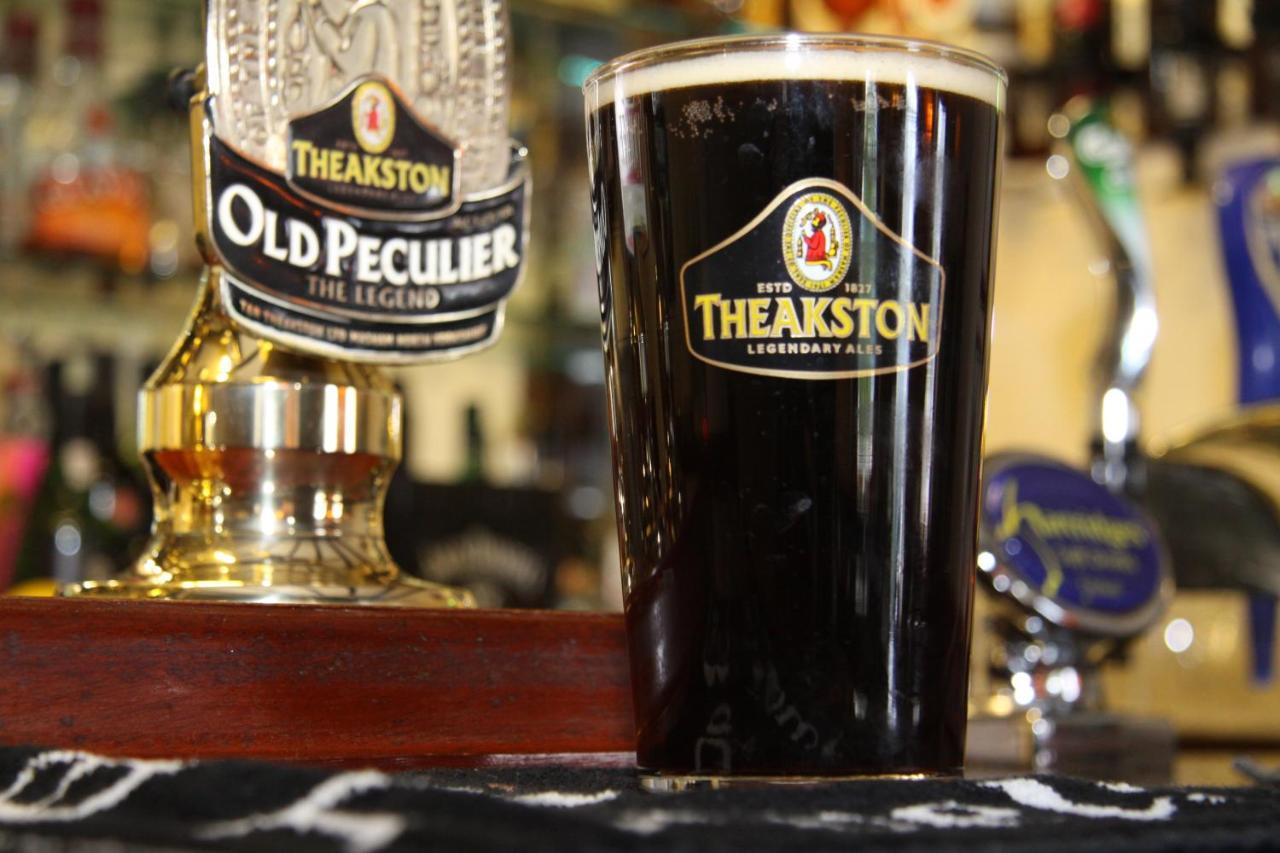 The Queens Head Kettlesing ฮาร์โรเกต ภายนอก รูปภาพ
